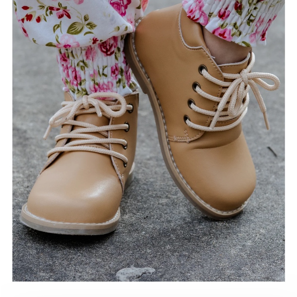 SweetHoney Lace-up Boot